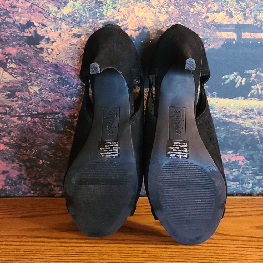STYLE & CO. HEELS - Picture 5 of 10